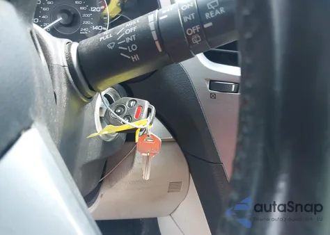 2011 Subaru Outback 2.5I Premium из США, поврежденный, VIN 4S4BRBGC6B3313593